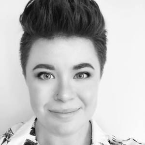 Meet your Posher, Jenaé